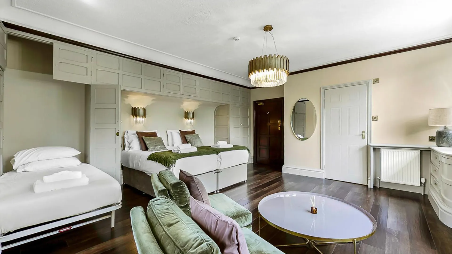 Tudor Grange Bournemouth Storbritannien